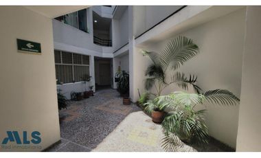 Apartamento en Medellín / Boston(MLS#245942)