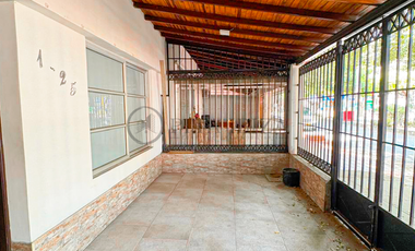 casa en arriendo/venta en quinta oriental. Cod A3023