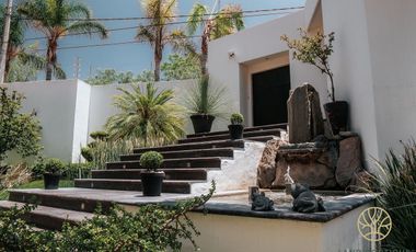 Espectacular Residencia, dentro del exclusivo  fracc  La Herradura, Ags