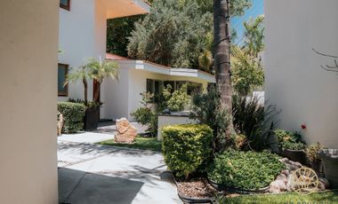 Espectacular Residencia, dentro del exclusivo  fracc  La Herradura, Ags