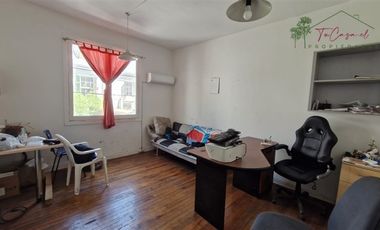 Casa en venta de 3D/4B sala estar Bellavista - Providencia