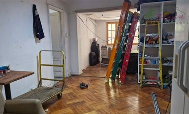 Casa en venta de 3D/4B sala estar Bellavista - Providencia
