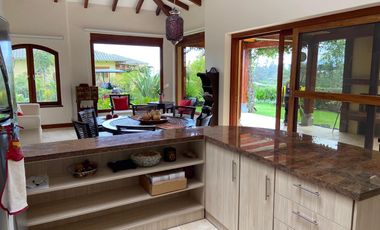 Venta casas Pakakuna garden Checa