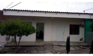 Casa Dividida en 2 Apartamentos Barrio Cantaclaro- Monteria