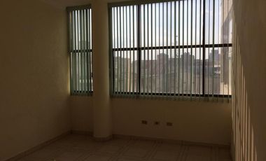 EN VENTA OFICINA EN EL CENTRO HISTORICO EN QRO ENTRE ZARAGOZA Y CONSTITUYENTES