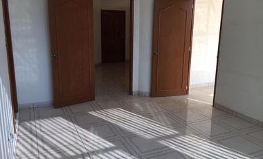 EN VENTA OFICINA EN EL CENTRO HISTORICO EN QRO ENTRE ZARAGOZA Y CONSTITUYENTES