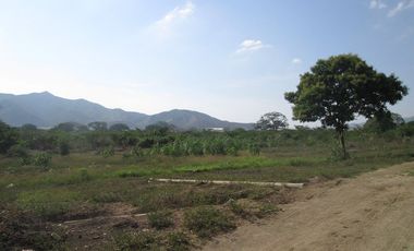 FINCA URBANA DE 5 HTS EN SANTA MARTA SECTOR BURECHE.