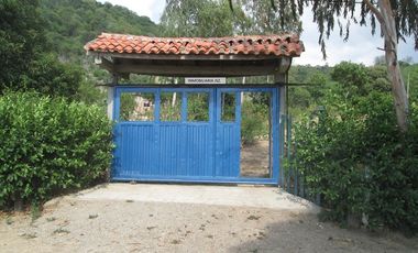 FINCA URBANA DE 5 HTS EN SANTA MARTA SECTOR BURECHE.