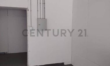 OPORTUNIDAD ÚNICA: LOCAL COMERCIAL REMODELADO EN EL CORAZÓN DE CONCEPCIÓN