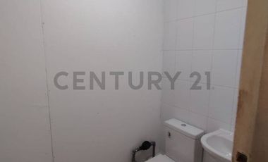 OPORTUNIDAD ÚNICA: LOCAL COMERCIAL REMODELADO EN EL CORAZÓN DE CONCEPCIÓN