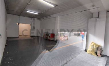 OPORTUNIDAD ÚNICA: LOCAL COMERCIAL REMODELADO EN EL CORAZÓN DE CONCEPCIÓN