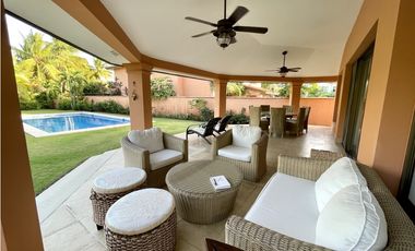 CASA DE PLAYA - BUENAVENTURA - VENTA