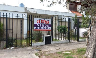 Casa en Barrio Los Cedros/Barrio Parque Calchaquí