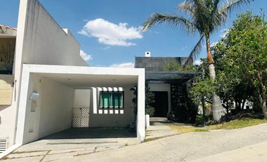 VENTA CASA EN PEDREGAL 2
