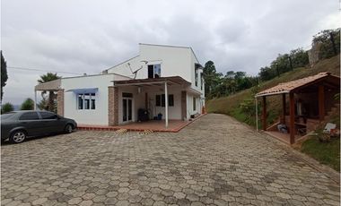 Finca en Guarne Alto de la Virgen Antioquia