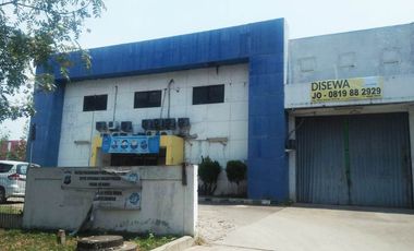 Gudang Hoek Jababeka Jl Industri Selatan Luas 2688m2