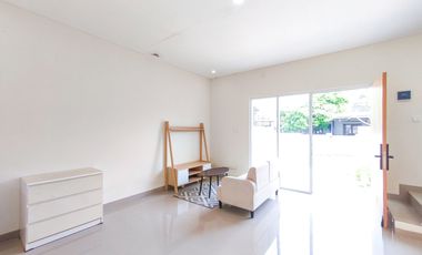 Rumah 2 Lt Hadap Timur 10 Mnt ke Bogor Great Mall SHM Siap KPR J-48612