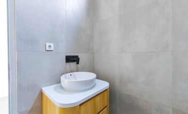 Rumah 2 Lt Hadap Timur 10 Mnt ke Bogor Great Mall SHM Siap KPR J-48612