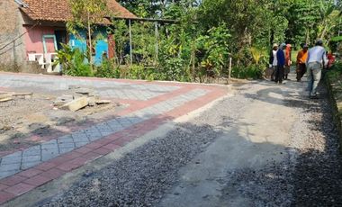 RUMAH SLEMAN HARGA MURAH 2 LANTAI DEKAT STADION MAGUWOHARJO