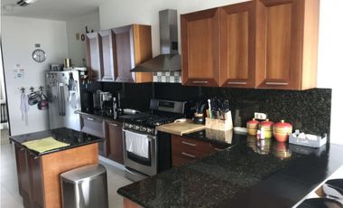 Alquilo Extraordinario apartamento punta pacifica de 407mt2