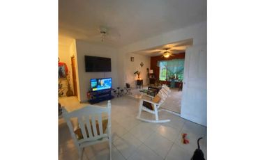 VENDO/ALQUILO CASA RESIDENCIAL EN LOS ALGARROBOS