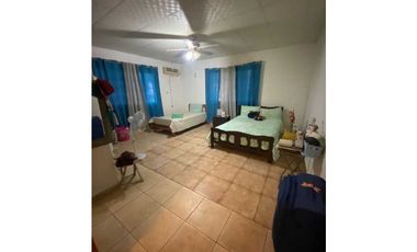 VENDO/ALQUILO CASA RESIDENCIAL EN LOS ALGARROBOS