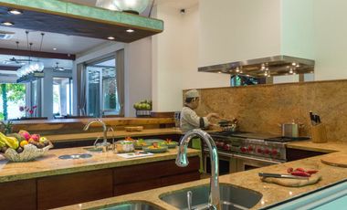 Luxury Cliff Front Villa &ndash; Padang Padang Beach