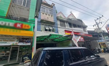 Dijual/Disewakan Ruko Caturtunggal SlemanLokasi Premium, Traffic Ramai 24 Jam, Dekat UNY & UGM