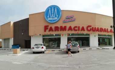 Local Comercial de 58m2 a un costado de Farmacia Guadalajara (Paseo Guadalpue)