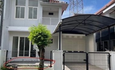 Disewakan Rumah 2 lantai di Villa Valensia, Surabaya