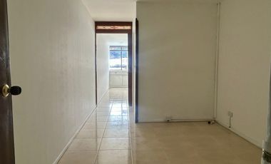 oficina en arriendo/venta en santa barbara-usaquén. Cod A19883