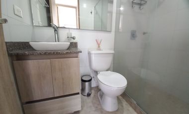 apartamento en arriendo en edificio palmetto piso 4. Cod A13866