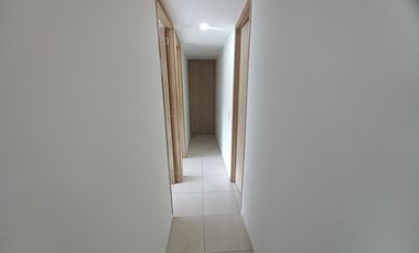apartamento en arriendo en edificio palmetto piso 4. Cod A13866