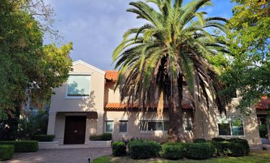 Casa en venta en Olivos Golf Club
