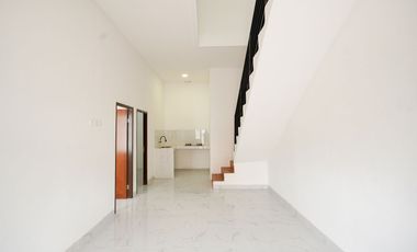 Rumah SHM Idaman 10 Menit ke RS Taman Harapan Baru Dibantu KPR J-37657