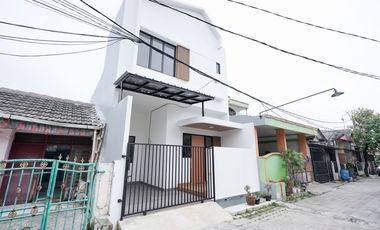 Rumah SHM Idaman 10 Menit ke RS Taman Harapan Baru Dibantu KPR J-37657