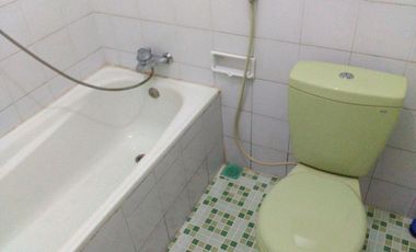 KOST ISTIMEWA DI KAWASAN RAMAI UNIVERSITAS TERNAMA JOGJA