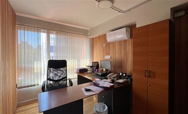 Oficina en Arriendo en Lota / Suecia