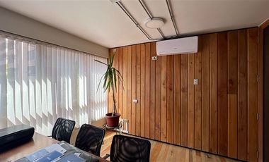 Oficina en Arriendo en Lota / Suecia