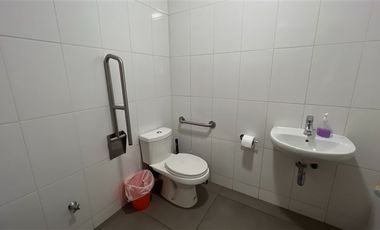 Oficina en Arriendo en Lota / Suecia