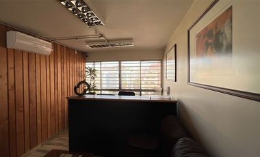 Oficina en Arriendo en Lota / Suecia