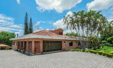 finca en venta en cerritos. Cod V2652