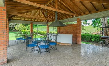 finca en venta en cerritos. Cod V2652