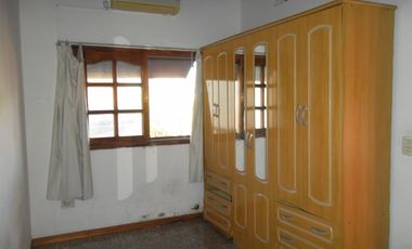 VENTA MUY BUEN PH 3 AMBIENTES CON PISCINA, CHILAVERT