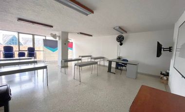 edificio en arriendo en centro. Cod A18938