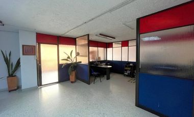 edificio en arriendo en centro. Cod A18938