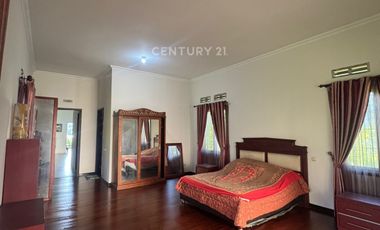 Rumah Lux Furnished Di Bandung Tempo Dulu Kota Baru Parahyangan