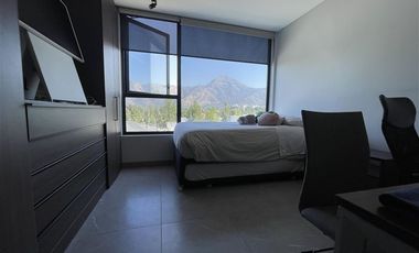 Departamento en venta de 3 dorm. en Vitacura Exclusivo.