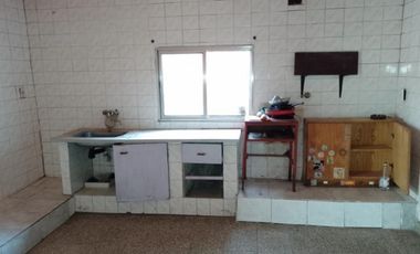 CASA A REFACCION EN JOSE LEON SUAREZ