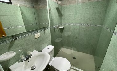 casa en arriendo en el dorado. Cod A64239